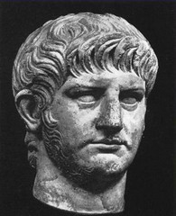 заблуждение: император нерон сжег рим